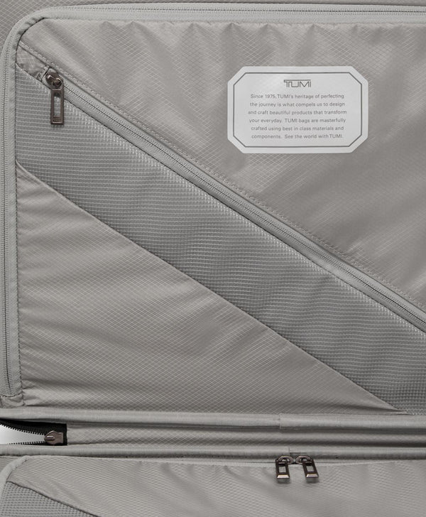 Tumi 19 Degree Lite International 4-Wheeled Carry-On