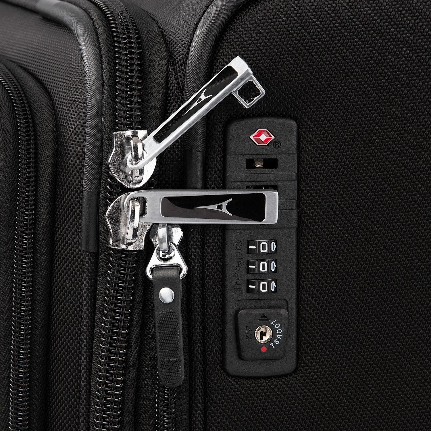 Travelpro Platinum Elite 25